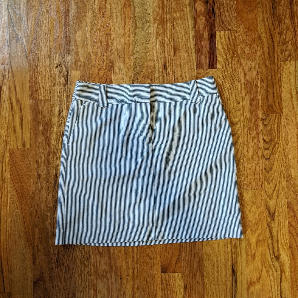 Ann Taylor LOFT Striped Cotton Skirt. Size 2